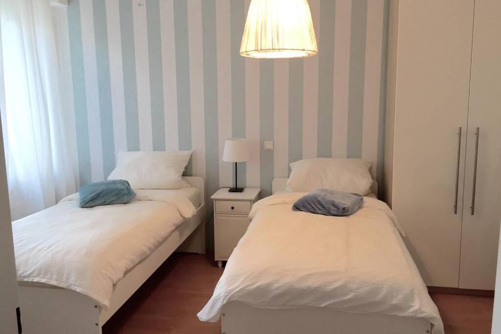 Apartment 120 Qm -3 Schlafzimmer-2 Baeder- Fuer 7 Gaeste Дюссельдорф Экстерьер фото